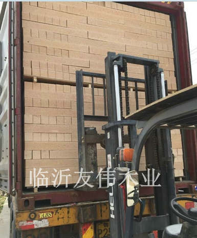 托盤膠墩用來做什么，選擇需考慮哪些方面？